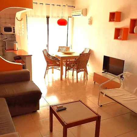 1 Bedroom Chaves, Praceta Vitorino Nemesio, * Albufeira